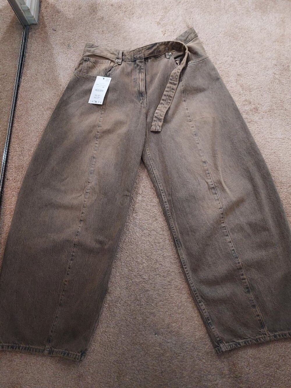 Zara Belted Balloon Jeans size 12